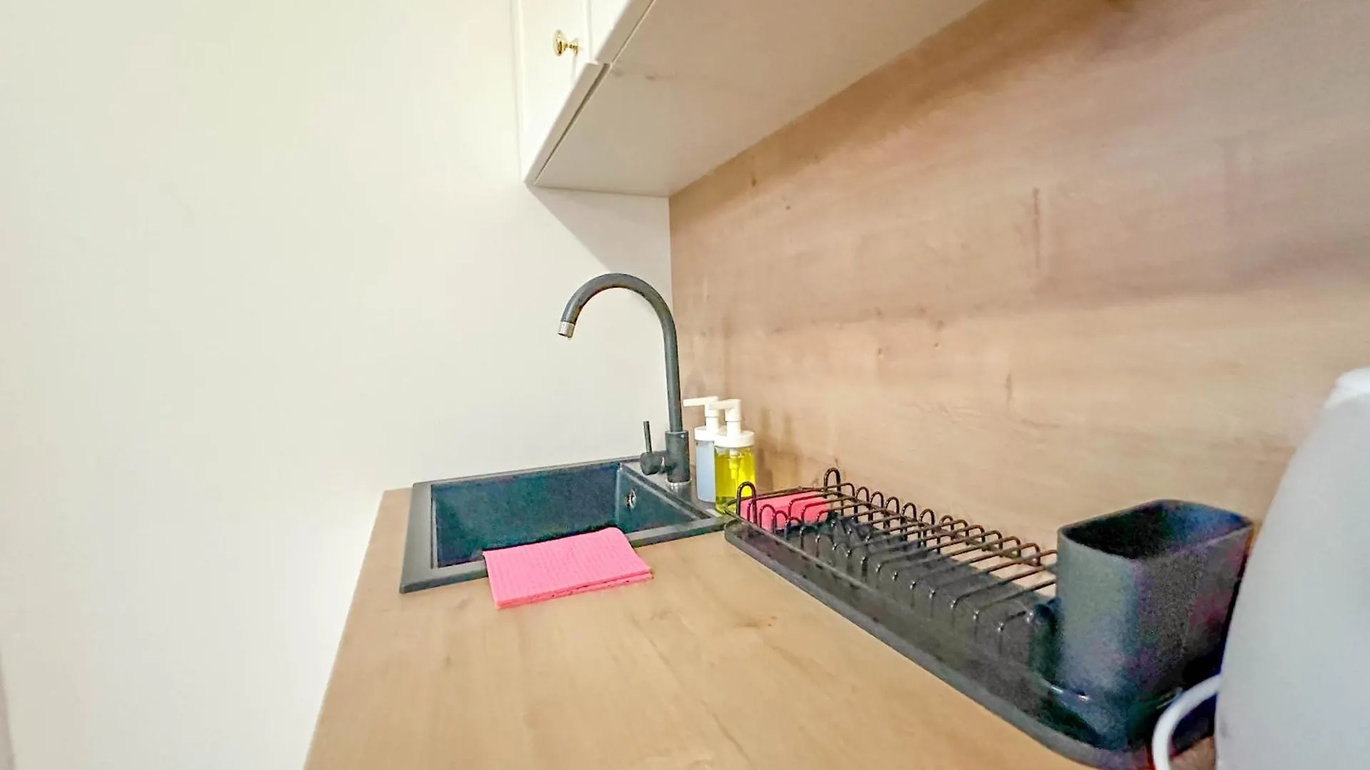 Stylish Apartment Next To Wenceslas Square 프라하 체코